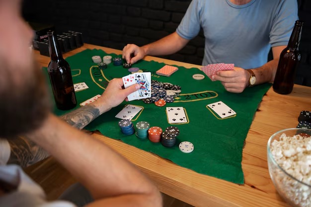 Live casino roulette table with professional dealer on kraton88